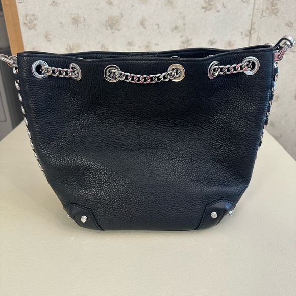 Michael Kors Chain Leather Shoulder Bag w/Crossbody Strap - Picture 2 of 6